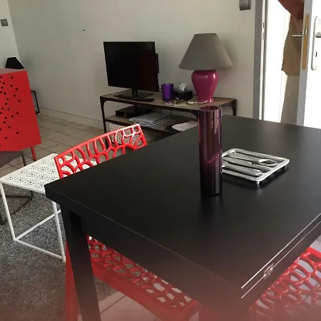 Le Petit Lecoy شقة سوموور